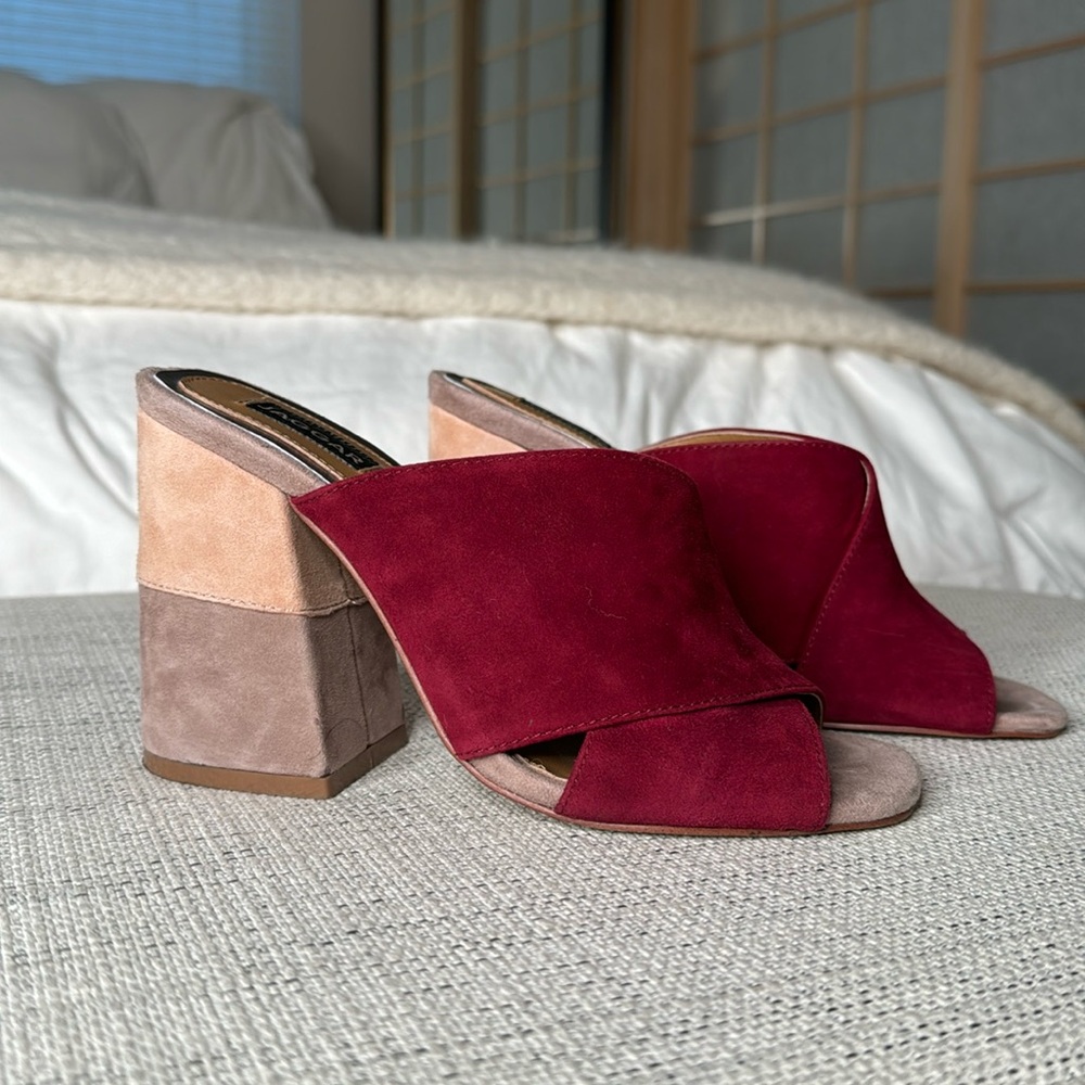 Jaggar block heel slides